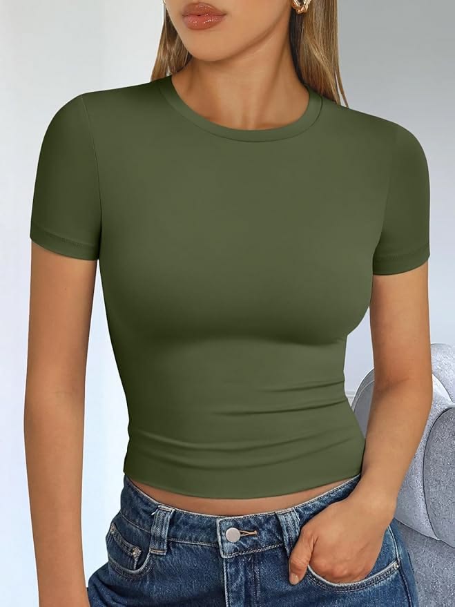 Women Basic T-Shirts Scoop Neck Short Sleeve Crop Tops Cute Summer Tops Slim Fit